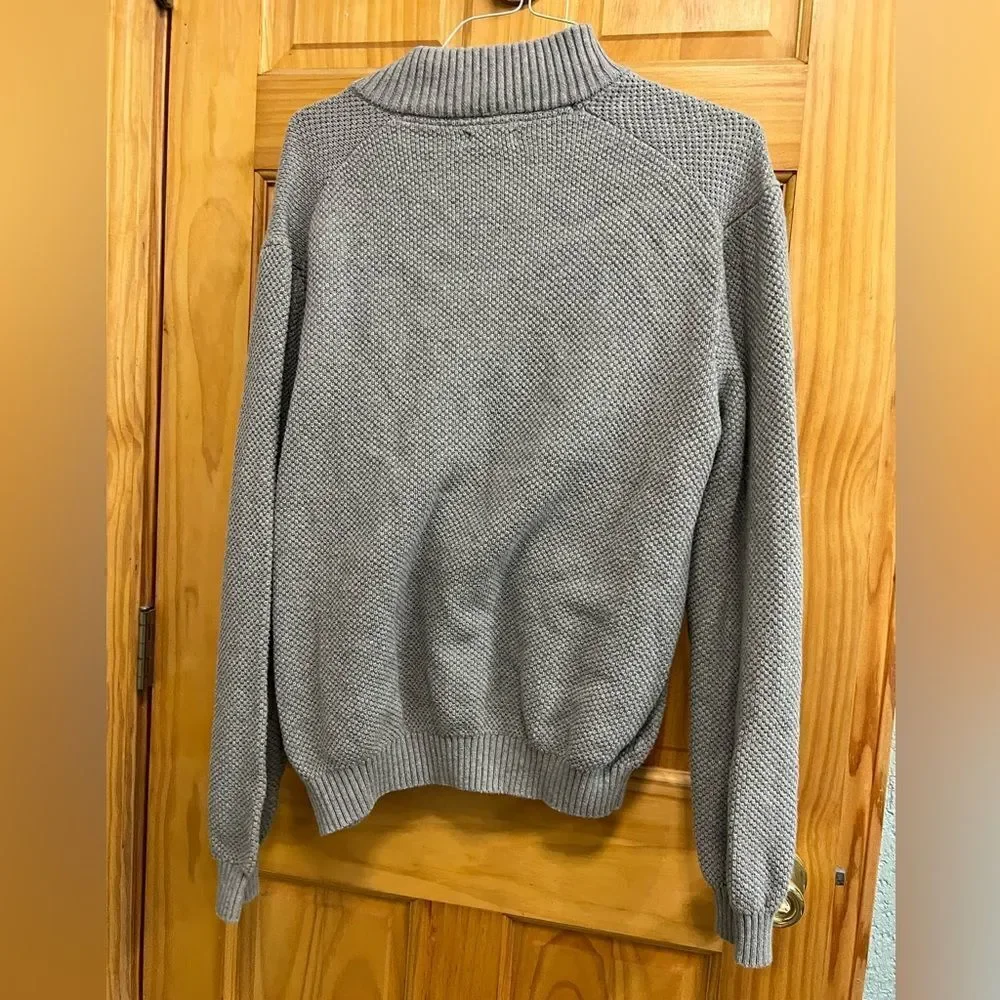 Izod men’s pullover